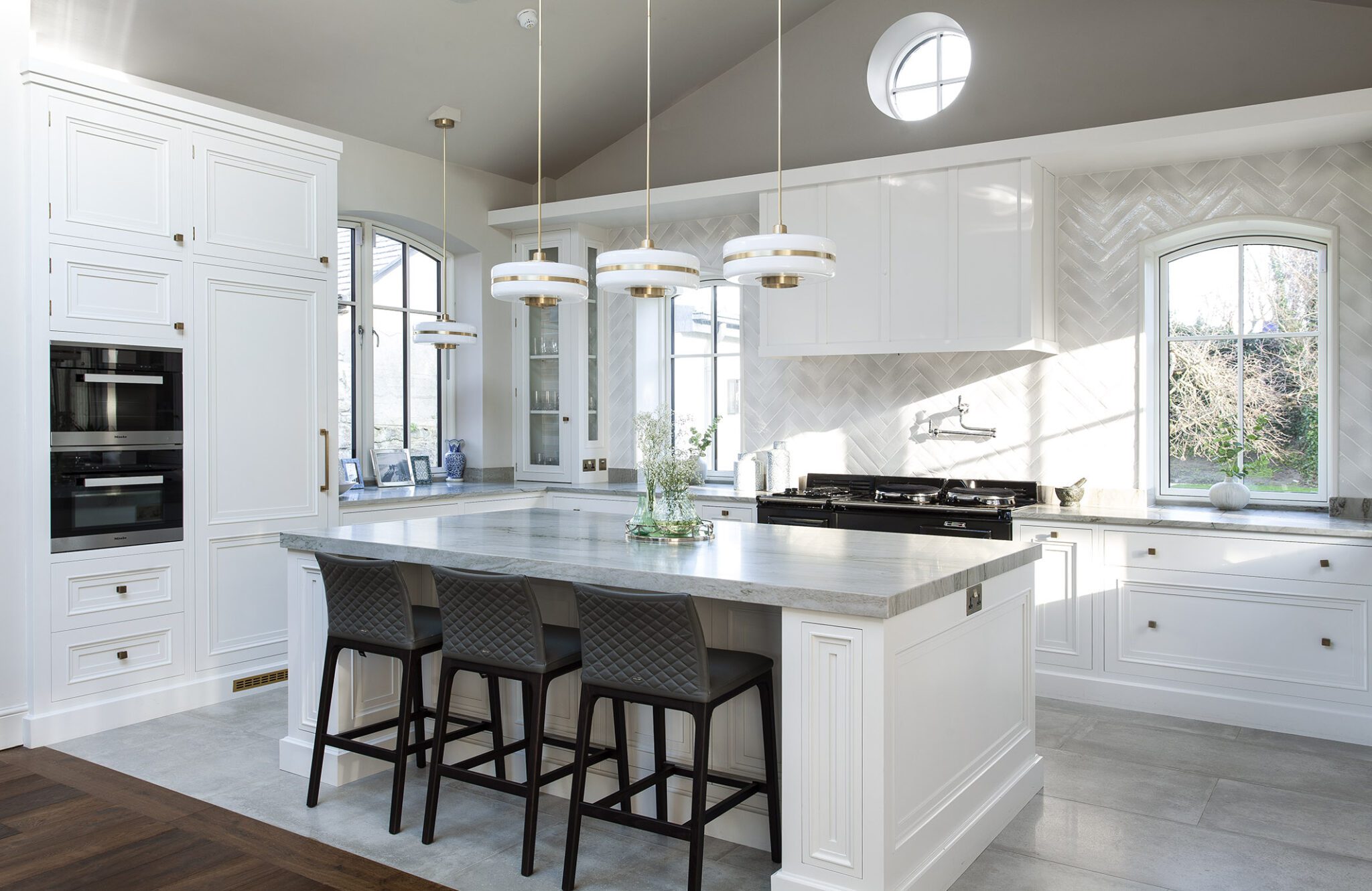 Luxury bespoke wooden kitchens by Woodale in Dublin, crafted with exceptional quality.